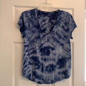 🆕 American Eagle Favorite Tee